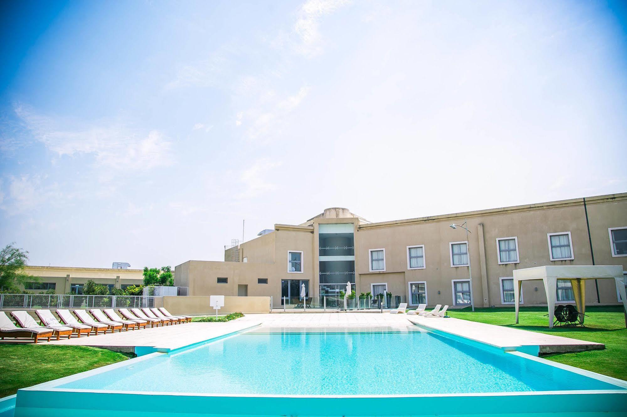 Amerian Villa Maria Park Hotel Εξωτερικό φωτογραφία